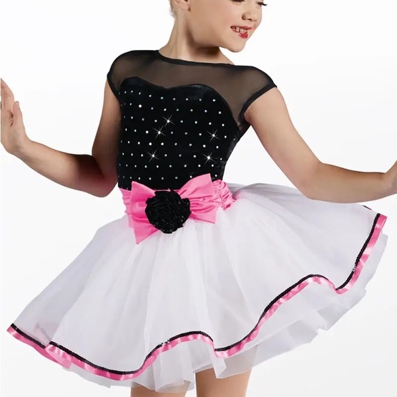 Girls dance costume - Picture 1 of 3